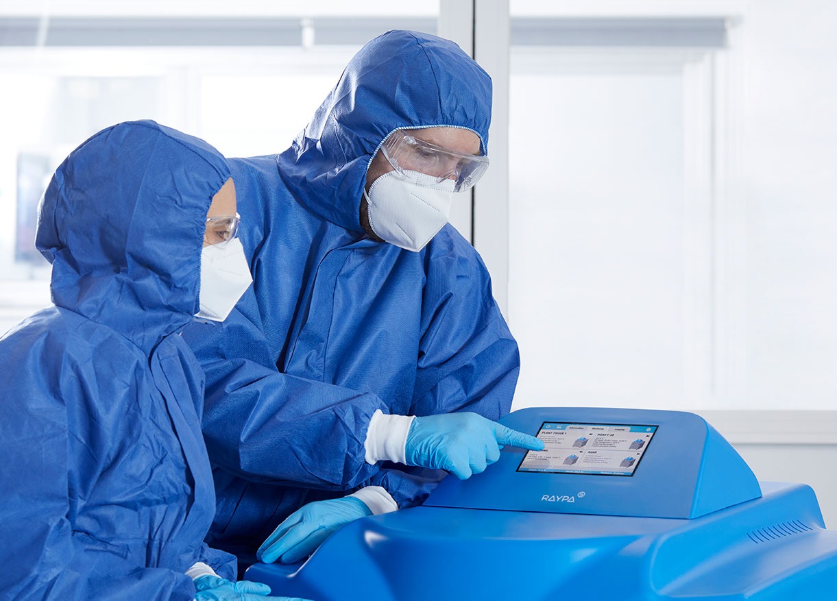 Capacitación continua del personal para manipulación de autoclaves